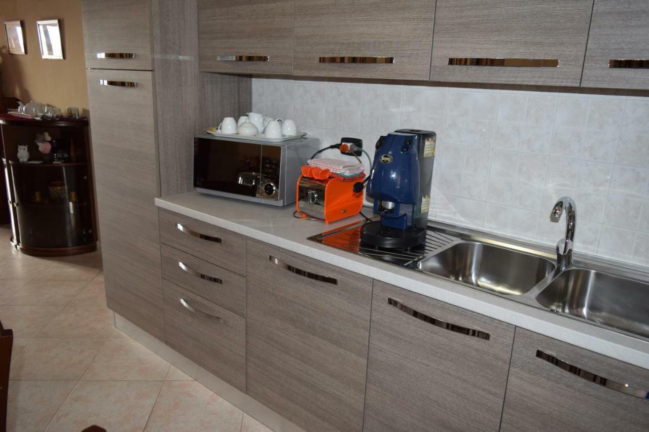 Bed and Breakfast Amici Di Hackert Caserta Exterior foto