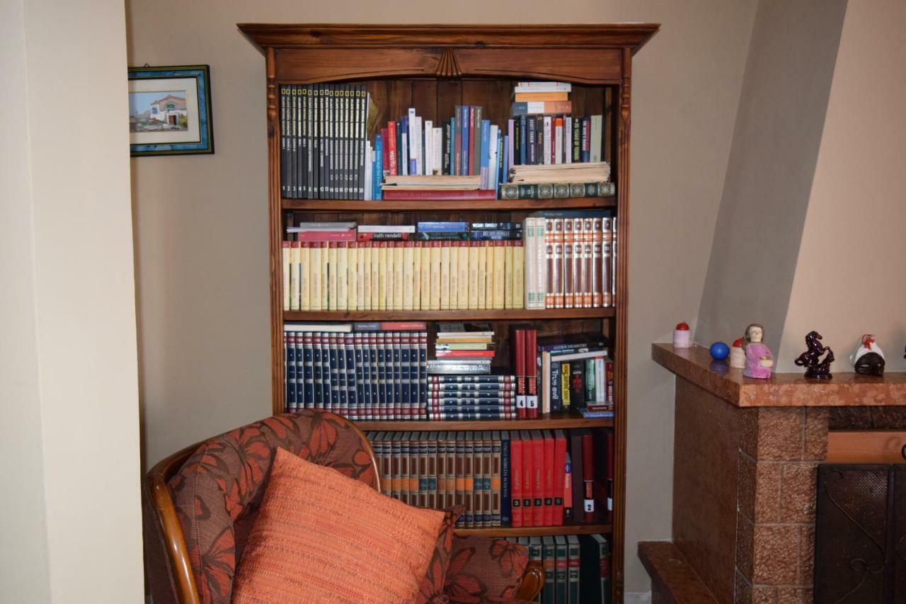 Bed and Breakfast Amici Di Hackert Caserta Exterior foto